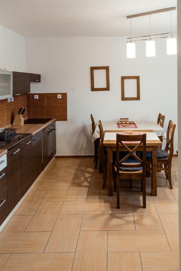 Apartmany Hrady Зуберец Екстериор снимка